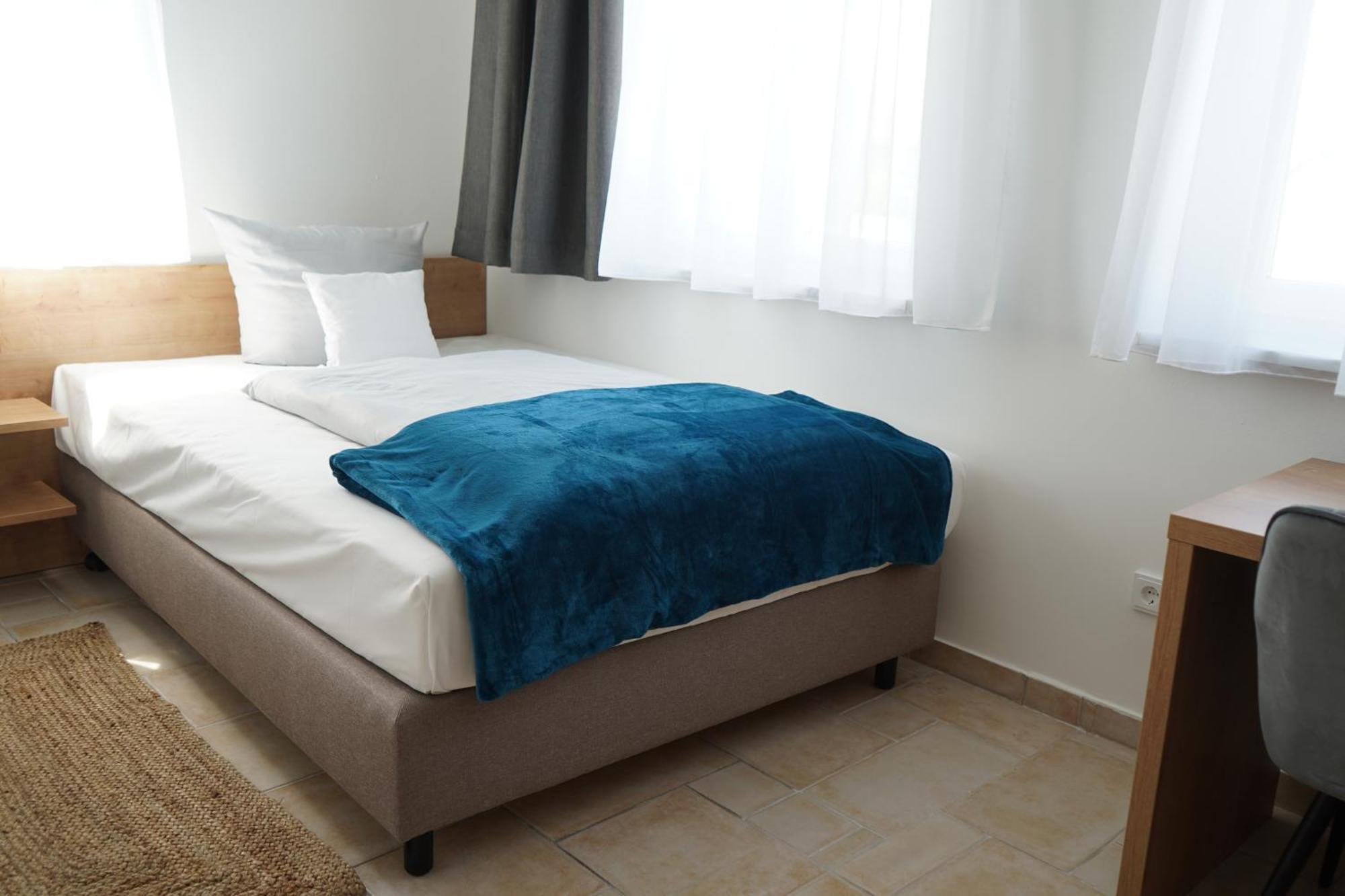 Eco Motel Wallersdorf Экстерьер фото